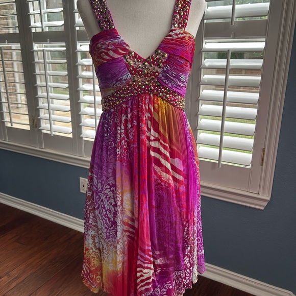Cache Dresses & Skirts - Cache silk beaded fuchsia cocktail dress
